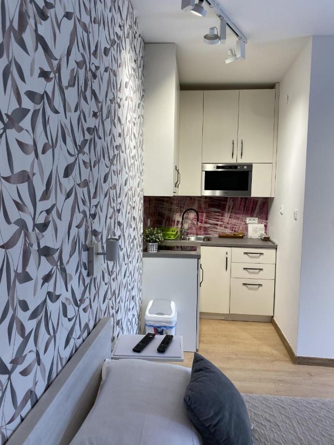 Studio Apartments With Terrace Near Sea - Angela'S Apartments Zadar Extérieur photo